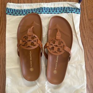 Brand new, never worn Tory Burch - Miller Cloud brown sandals, size 8